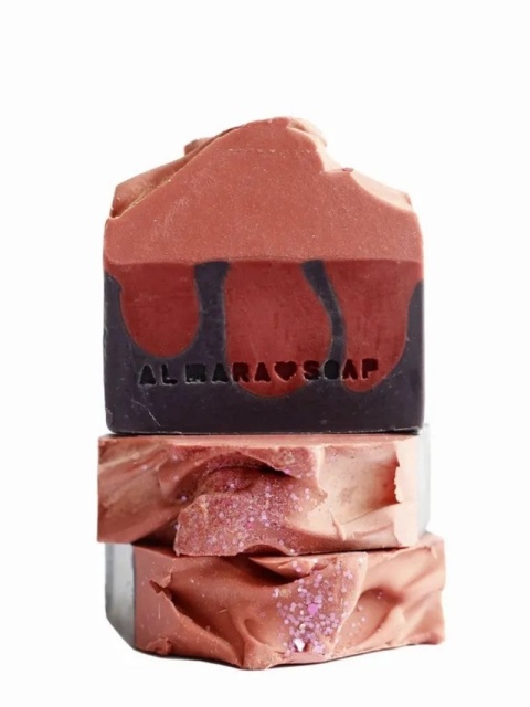 Mydło ręcznie robione o aromacie wiśni i nugatu Cherry Nougat 100 g edycja limitowana 100 g