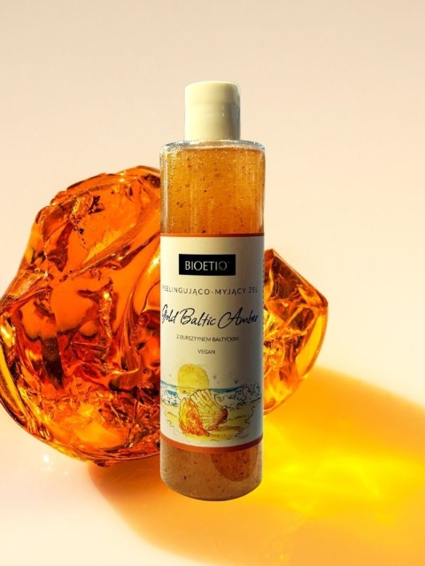 Bioetiq - Żel pod prysznic peelingująco-nawilżający Gold Baltic Amber 300 ml