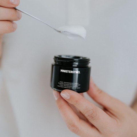 Krem do twarzy Ryż + Ca2 + ektoina 50 ml – aranzacja