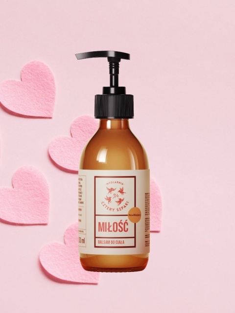 Balsam do ciała Miłość 200 ml – 4szpaki, na pastelowym tle w serduszka