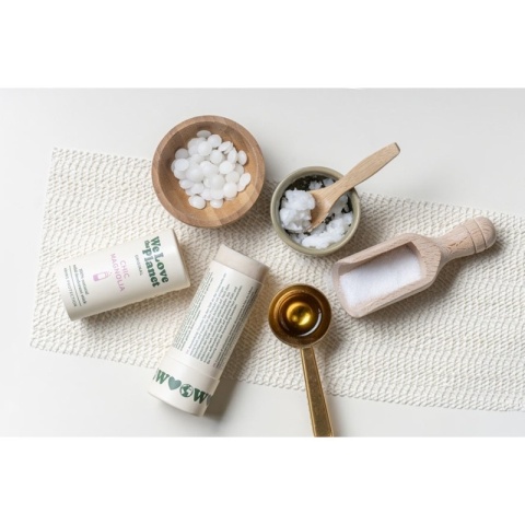 Dezodorant w sztyfcie Chic Magnolia (Fabulous Fig) certyfikowany, bez aluminium 40g – We Love The Plane, aranżaxja