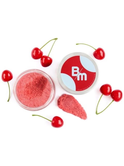 Peeling cukrowy do ciała Czereśnia z kaszmirem 250 g – aranżacja, w tle czereśnie